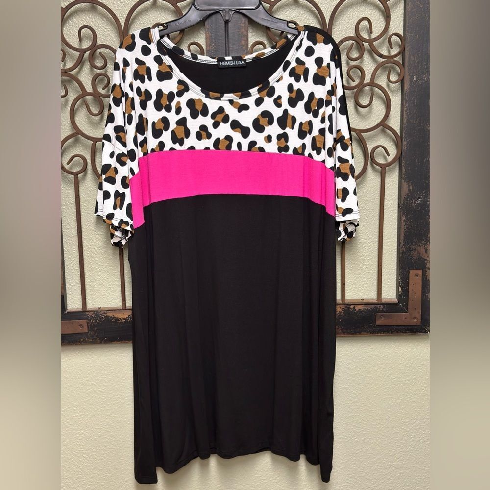 Heimish USA short sleeve leopard color block top - Picture 3 of 6